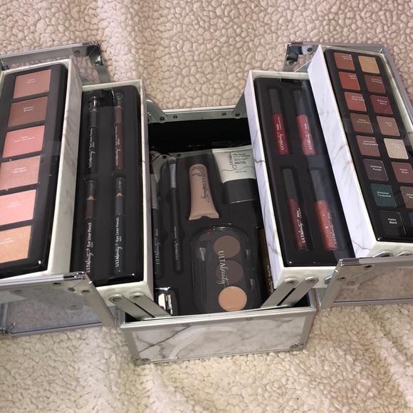 Ulta Beauty Other - BRAND NEW WT✨✨ Ulta makeup kit